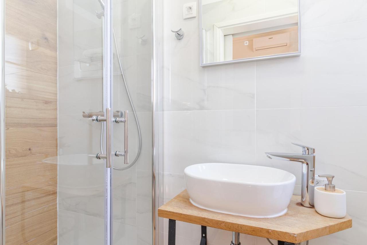 Apartment Augier - Elegant & Spacious - City Centre Pula Dış mekan fotoğraf