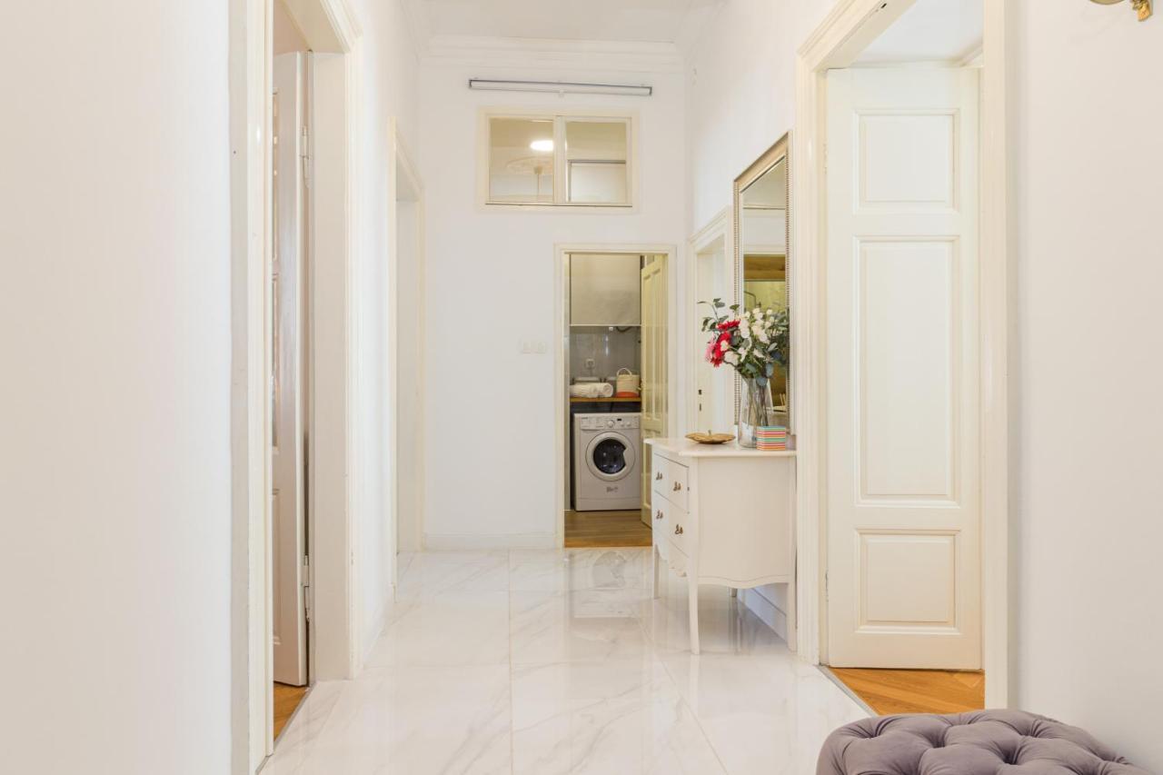 Apartment Augier - Elegant & Spacious - City Centre Pula Dış mekan fotoğraf